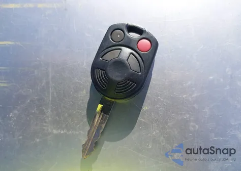 2010 Ford Mustang V6 Premium из США, поврежденный, VIN 1ZVBP8AN0A5117043